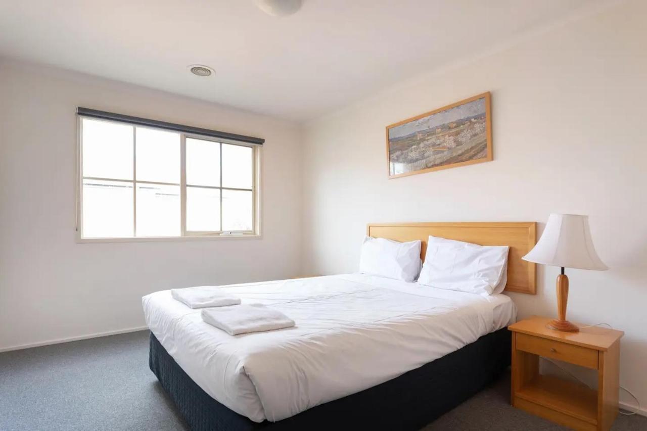 Lamplighter Motel Oakleigh Exterior foto
